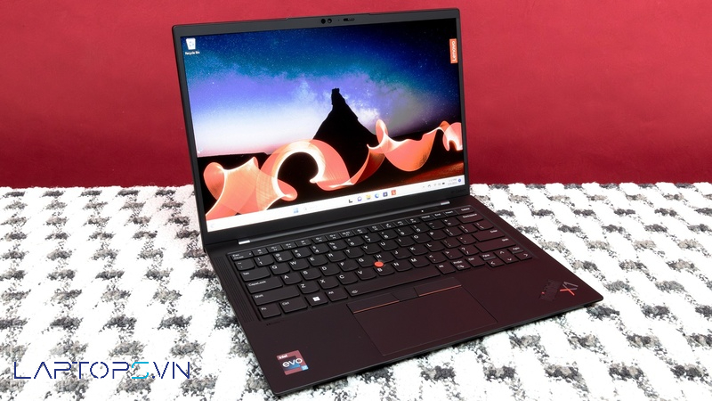 Review Lenovo ThinkPad X1 Carbon Gen 11