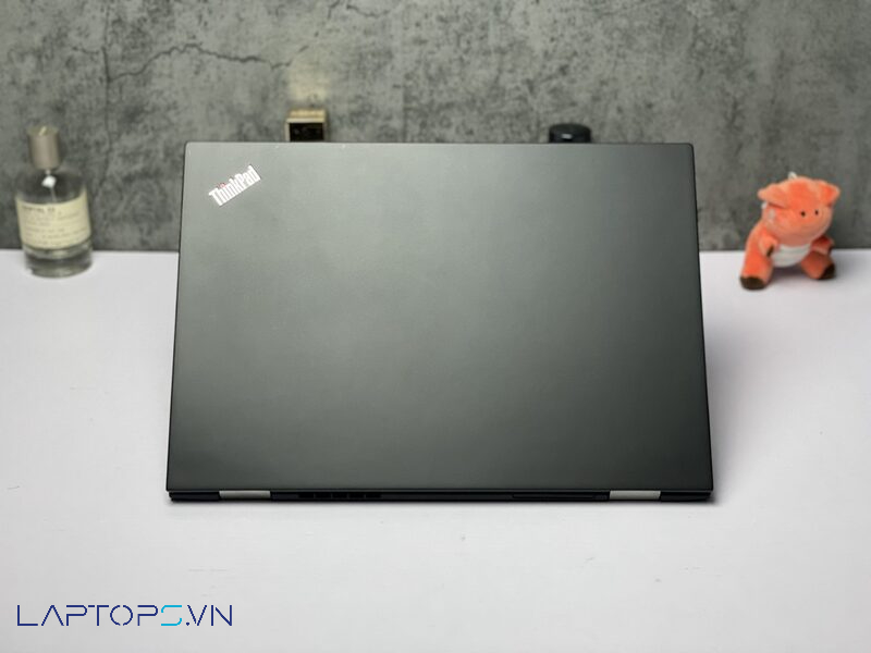 có nên mua Lenovo ThinkPad X1 Carbon Gen 4 không