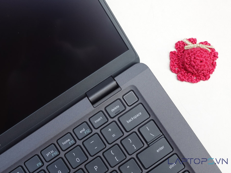 Dell Latitude 7430 14 Dell Latitude 7430 bảo vệ dữ liệu với cảm biến vân tay