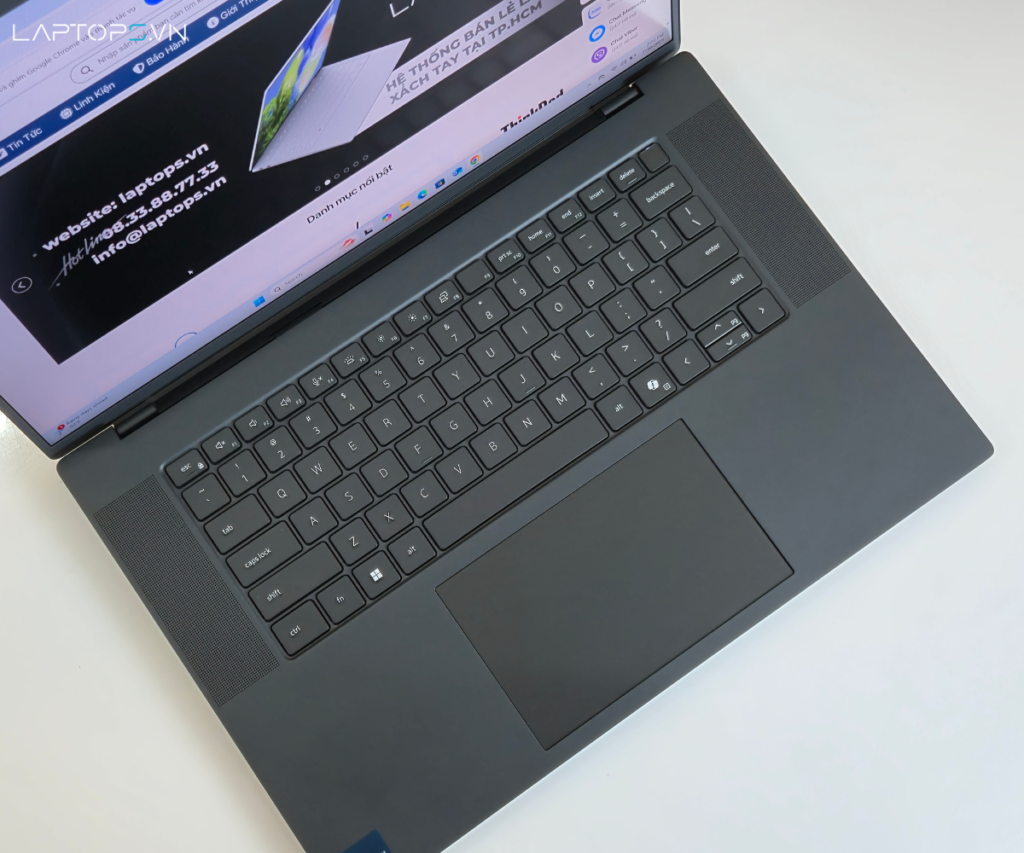 Dell Precision 5680 15 Trải nghiệm người dùng cao cấp: Bàn phím thoải mái, Trackpad mượt mà, Âm thanh sống động