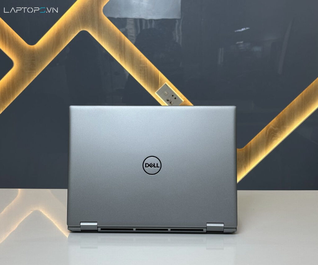 Tản nhiệt Dell Precision 7770 mạnh, giữ máy luôn mát mẻ