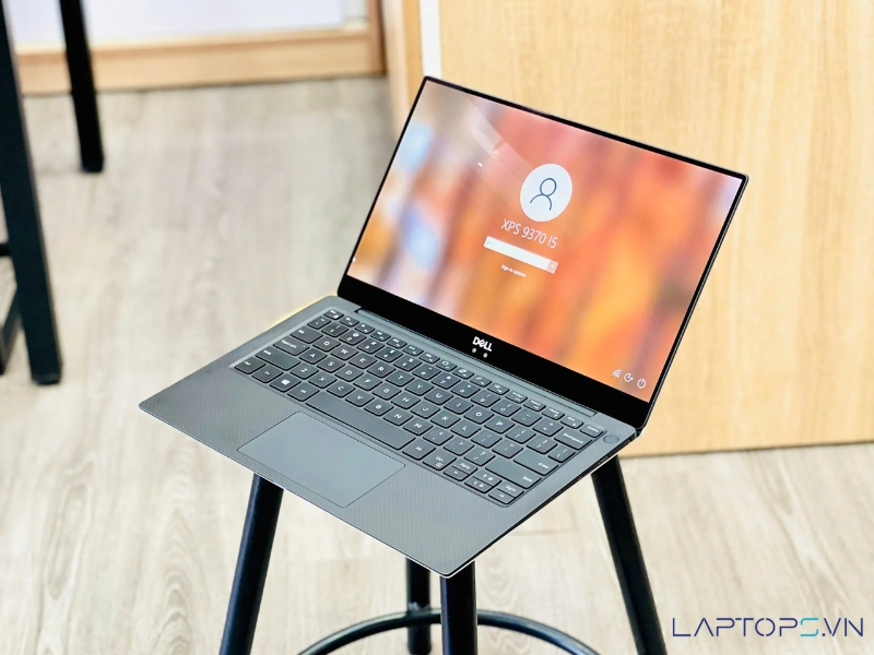 Dell XPS 13 9370 13 Hiệu năng mượt mà, xử lý nhanh từ văn phòng đến giải trí 4K