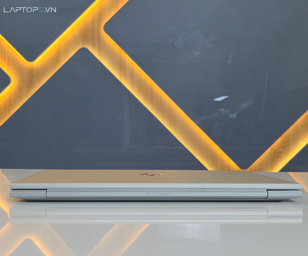 HP Elitebook 840 G8 18 Âm thanh chuyên nghiệp từ Bang & Olufsen