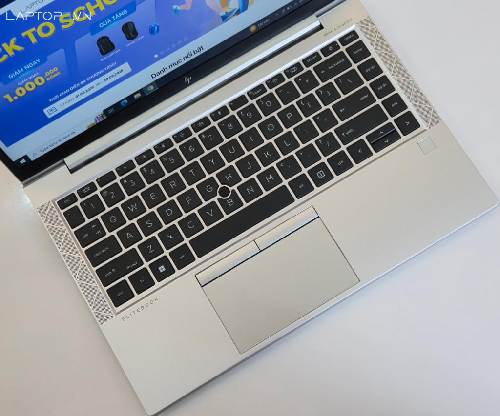 HP Elitebook 840 G8 13 Bàn phím và touchpad của Elitebook 840 G8 được thiết kế để mang lại trải nghiệm nhập liệu hoàn hảo