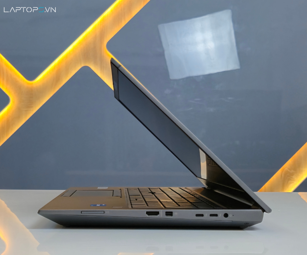 Hp Zbook Fury 15 G8 18 Kết nối của Hp Zbook Fury 15 G8