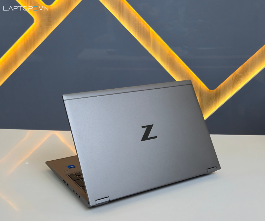 Hp Zbook Fury 15 G8 13 Thiết kế của Hp Zbook Fury 15 G8 gọn nhẹ