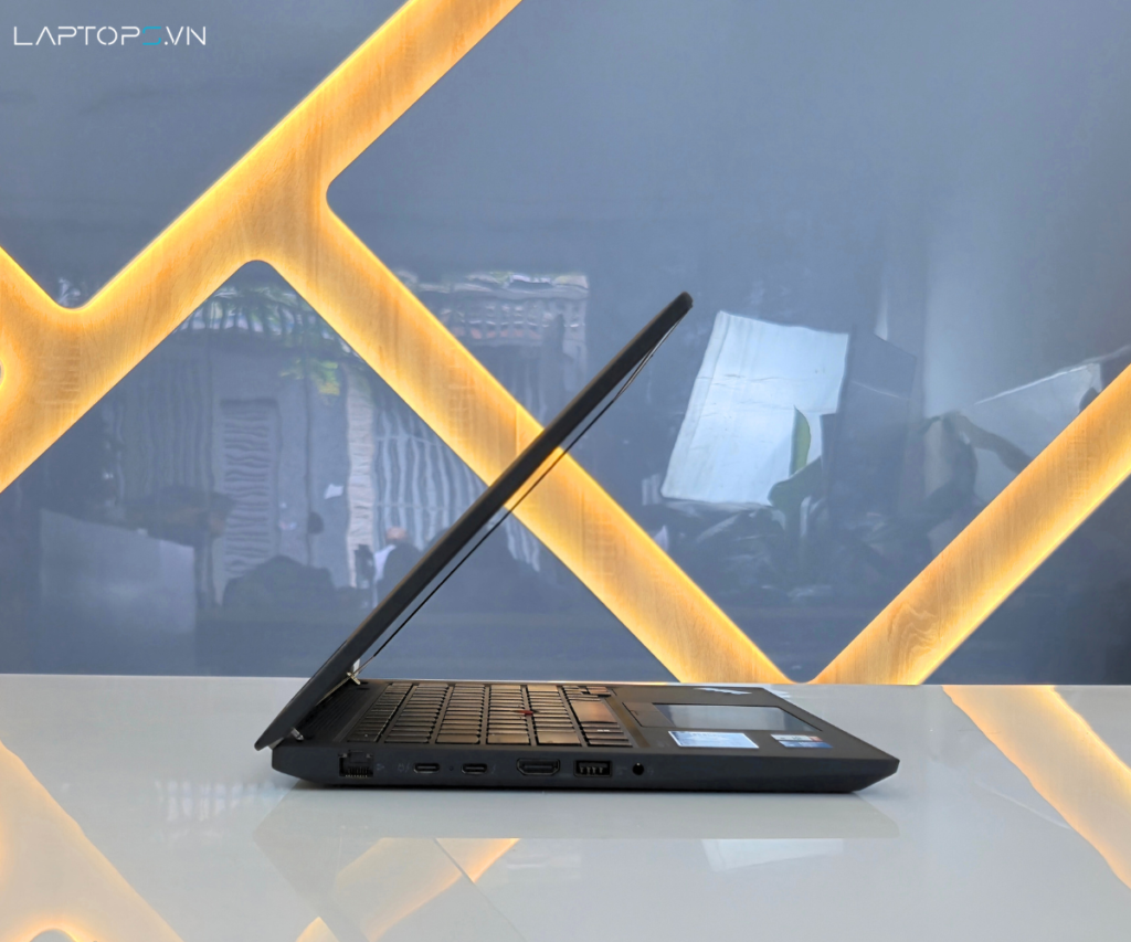 Lenovo Thinkpad T14 Gen 3 21 Cổng kết nối & âm thanh của Lenovo ThinkPad T14 Gen 3