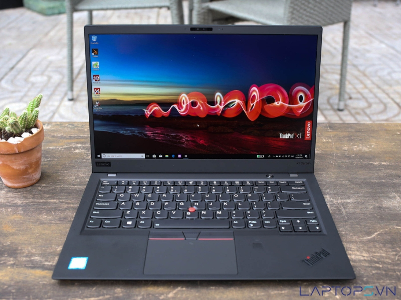 Lenovo ThinkPad X1 Carbon Gen 6 11 Hình ảnh chân thực, màu sắc sống động trên X1 Carbon Gen 6