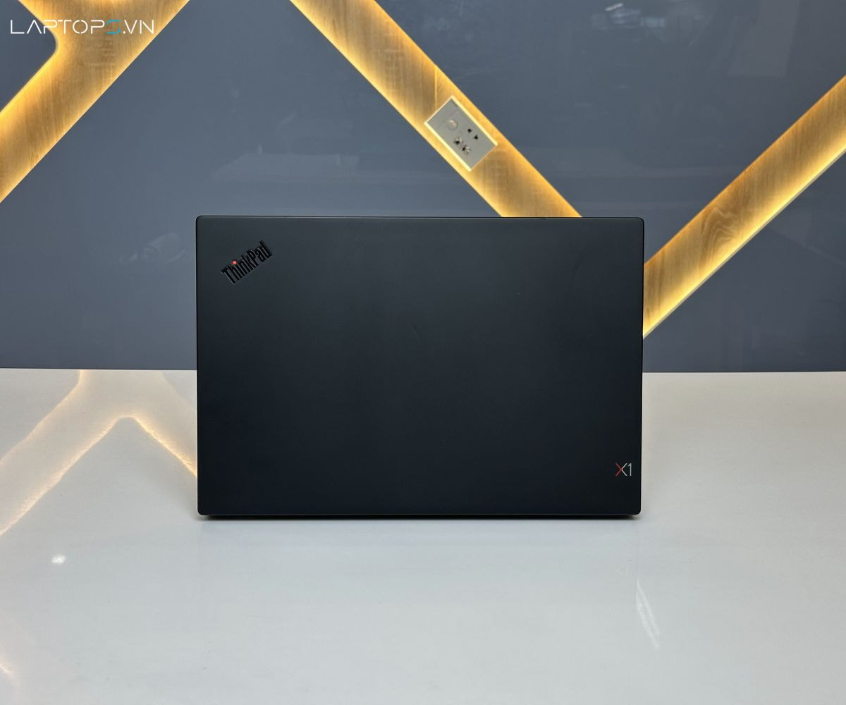 Lenovo Thinkpad X1 Carbon Gen 7 12 ThinkPad X1 Carbon Gen 7 siêu mỏng nhẹ, bền bỉ, thiết kế sang trọng chuyên nghiệp.
