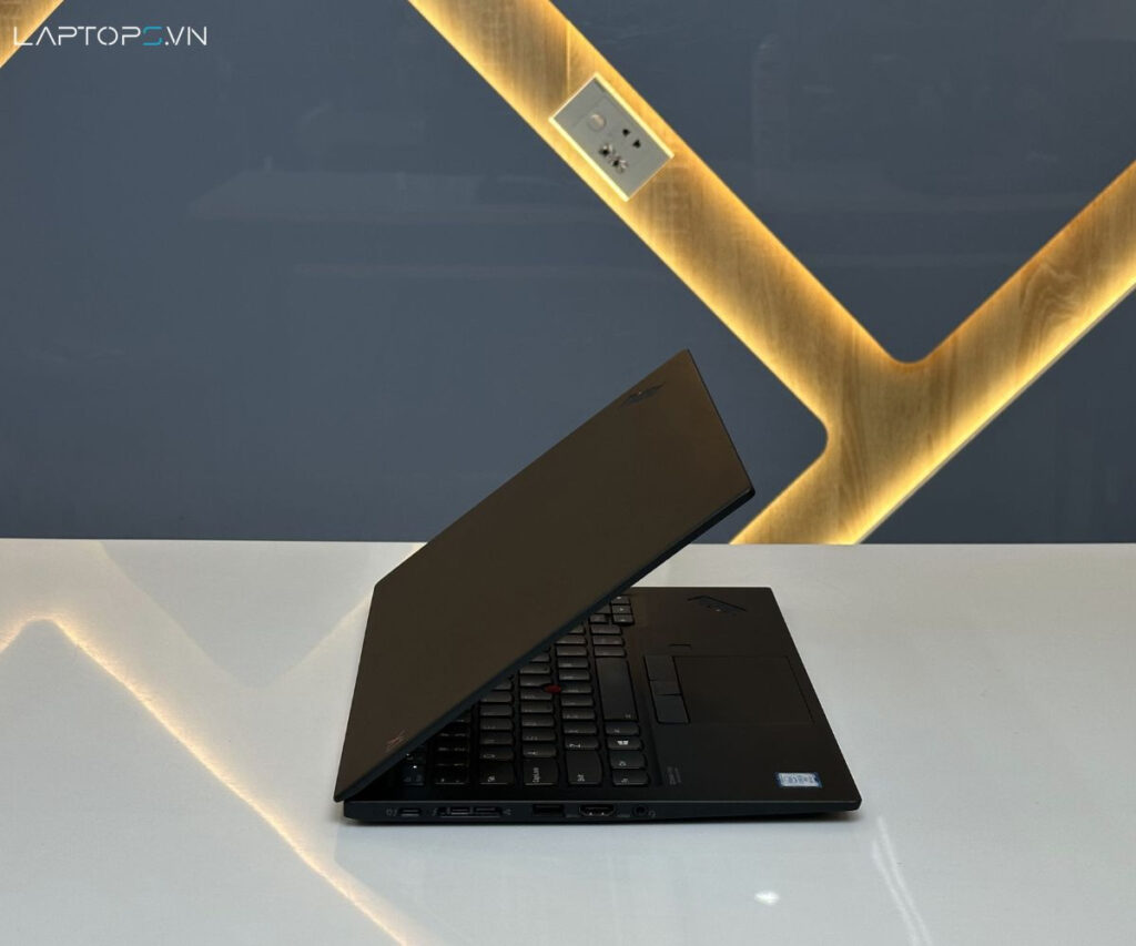 Lenovo Thinkpad X1 Carbon Gen 8 13 Lenovo Thinkpad X1 Carbon Gen 8 2 2