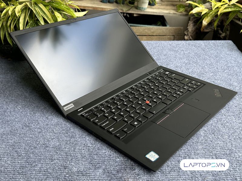 Lenovo ThinkPad X1 Carbon Gen 6 11 danh-gia-lenovo-thinkpad-x1-carbon-gen-6