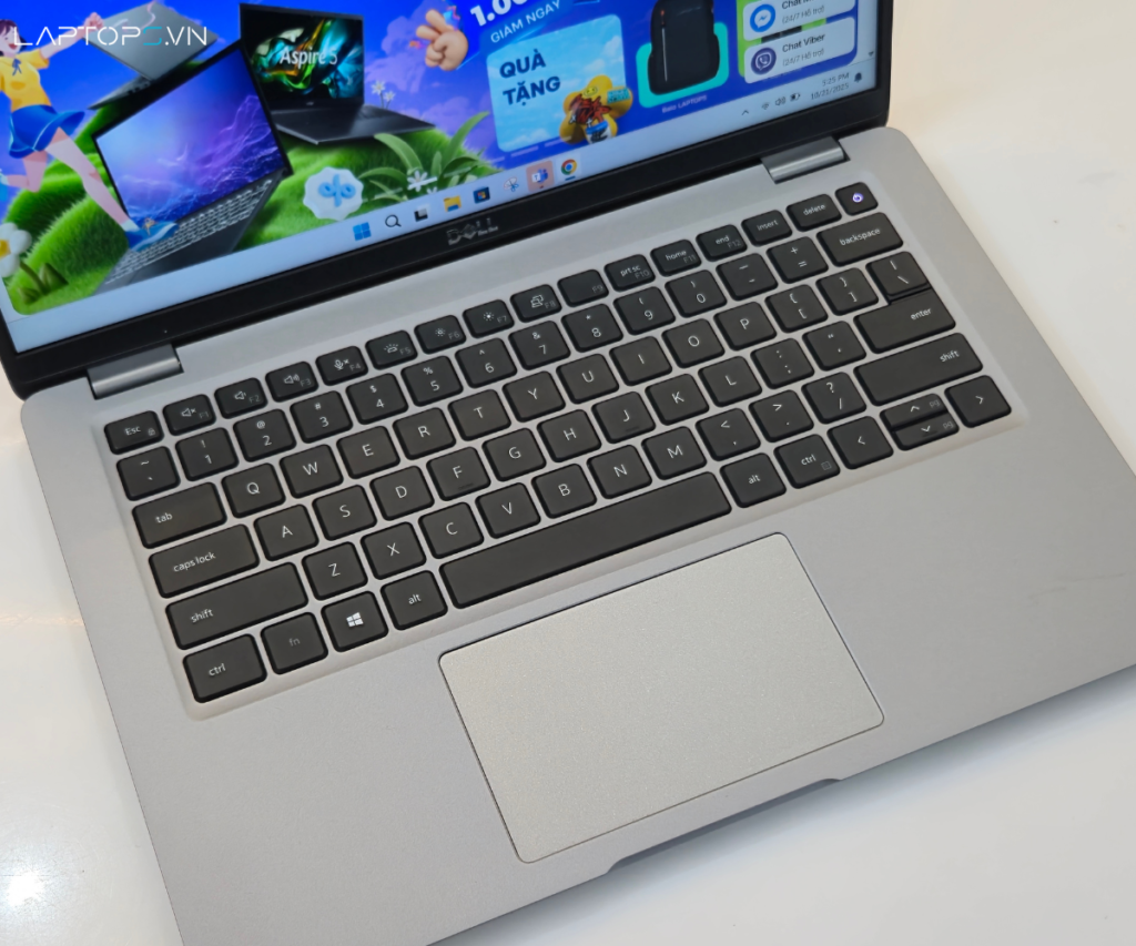 Latitude 5520 tối ưu trải nghiệm gõ và điều khiển chuột