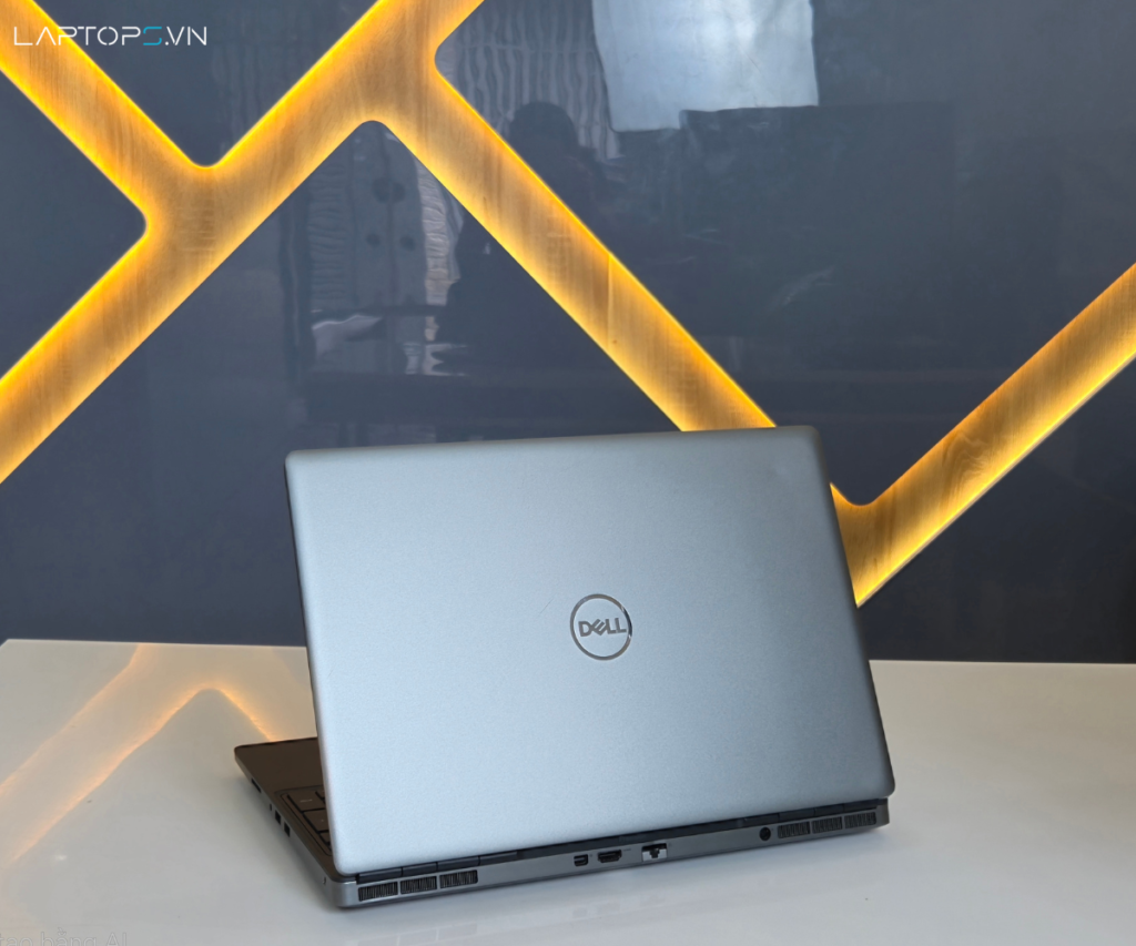 Dell Precision 7550 12 Màn hình hiển thị sắc nét chuẩn màu 100% DCI-P3