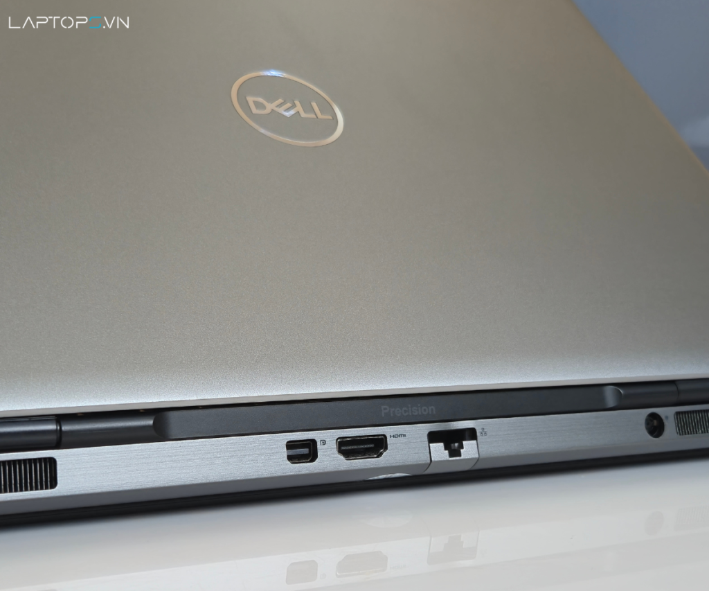 Dell Precision 7550 17 Hệ thống tản nhiệt thông minh, giữ hiệu năng ổn định