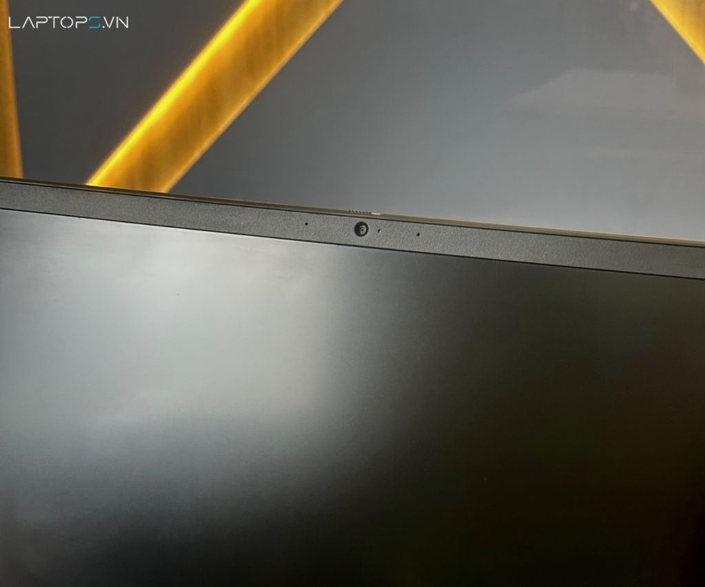 Dell Precision 7750 13 Dell Precision 7750 được trang bị cấu hình siêu mạnh