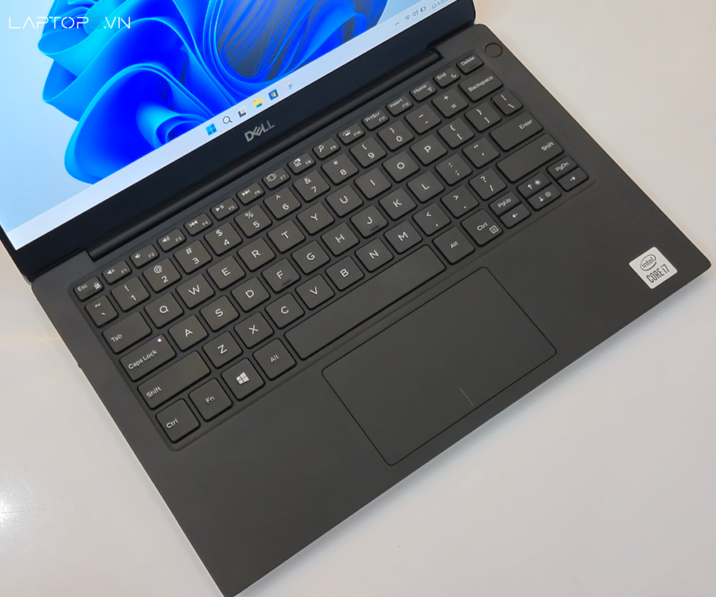 Dell XPS 13 7390 12 Dell XPS 13 7390 tối ưu trải nghiệm gõ phím và điều khiển