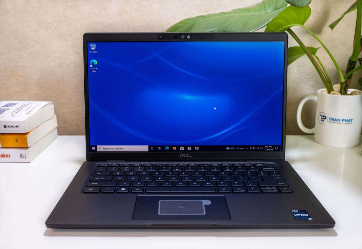 Dell Latitude 7330 trong năm 2022