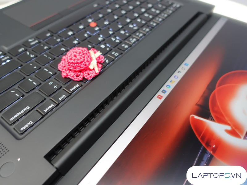 Lenovo Thinkpad P1 Gen 4 18 he thong tan nhiet thinkpad p1 gen 4