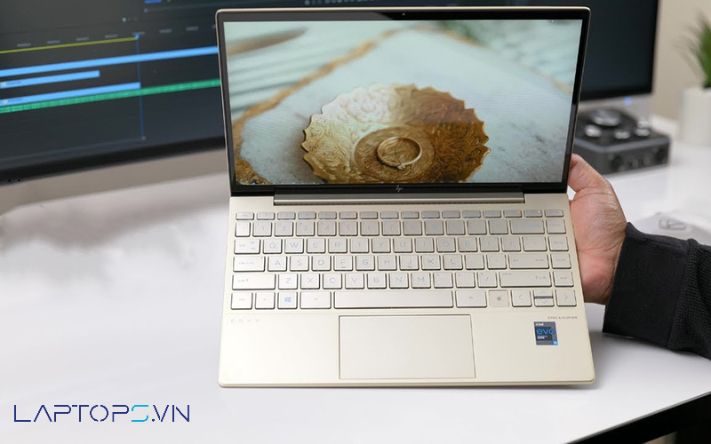 HP ENVY 13 2021 giá bao nhiêu