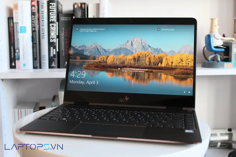 HP SPECTRE 2016 màn hình