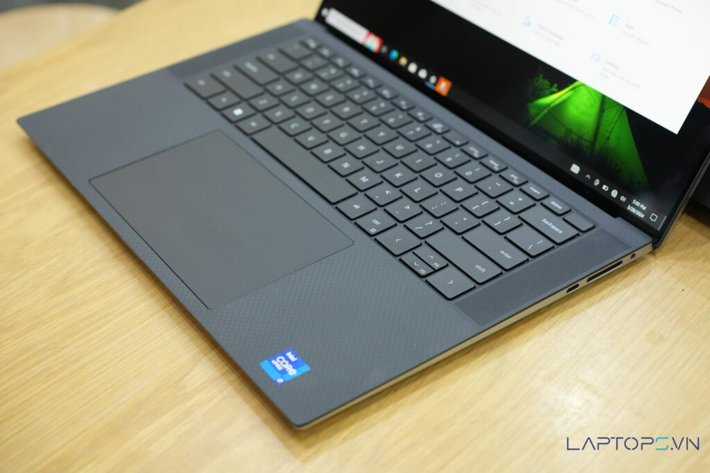 Dell Precision 5570 24 Bàn Phím & Touchpad Chuẩn Precision: Trải Nghiệm Nhập Liệu Tuyệt vời