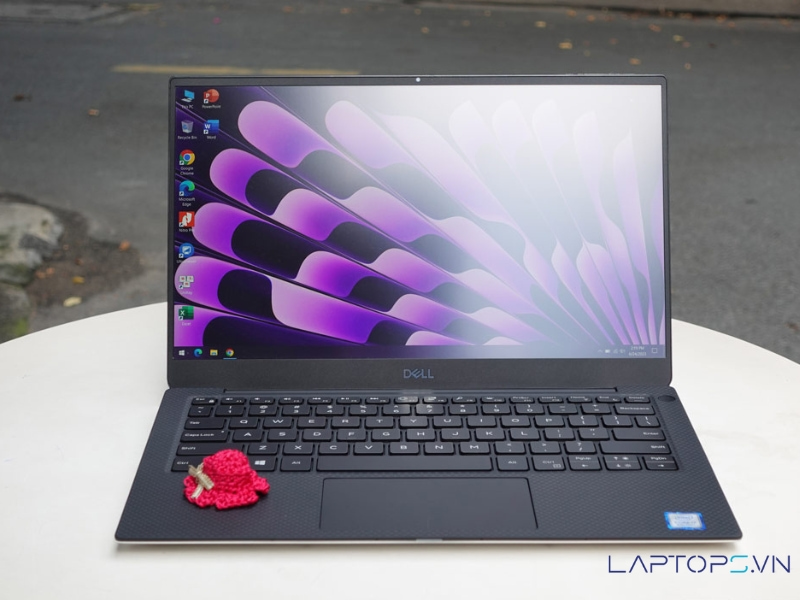 Dell XPS 13 9380 13 man hinh dell xps 13 9380 1