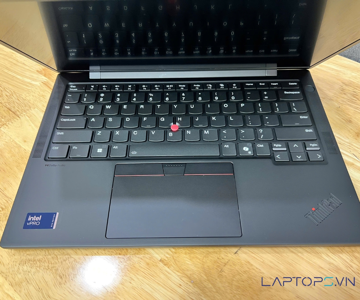 Lenovo Thinkpad T14S Gen 5 12 Trải nghiệm gõ phím và điều khiển chuột cực kỳ tiện lợi