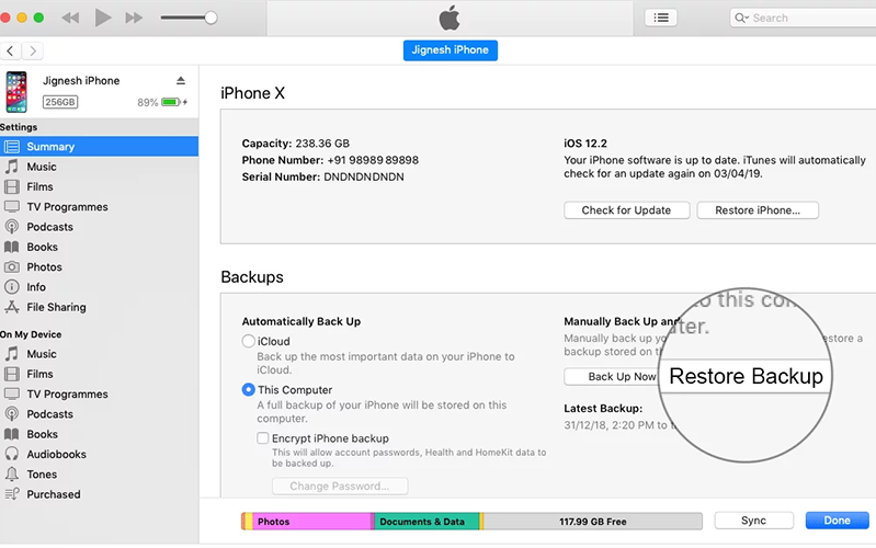 mở iTunes hoặc Finder, sau đó chọn thiết bị của bạn và nhấn vào Khôi phục bản sao lưu