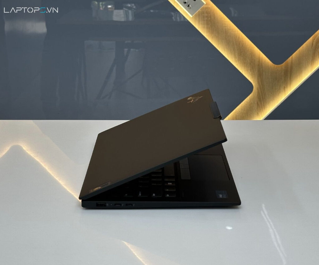 Lenovo ThinkPad X1 Carbon Gen 13 22 thinkpad x1 carbon gen 13 laptops 7 LAPTOPS.VN