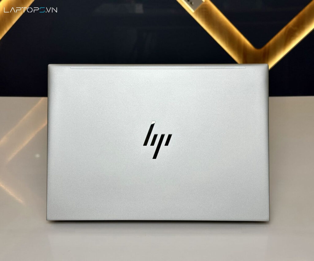HP Elitebook 840 G10 12 Kích thước và trọng lượng