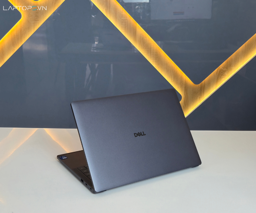 Dell Pro 14 Premium PA14250 (2025) 10 Vi xử lý Intel Core Ultra Lunar Lake - Hiệu năng AI vượt trội