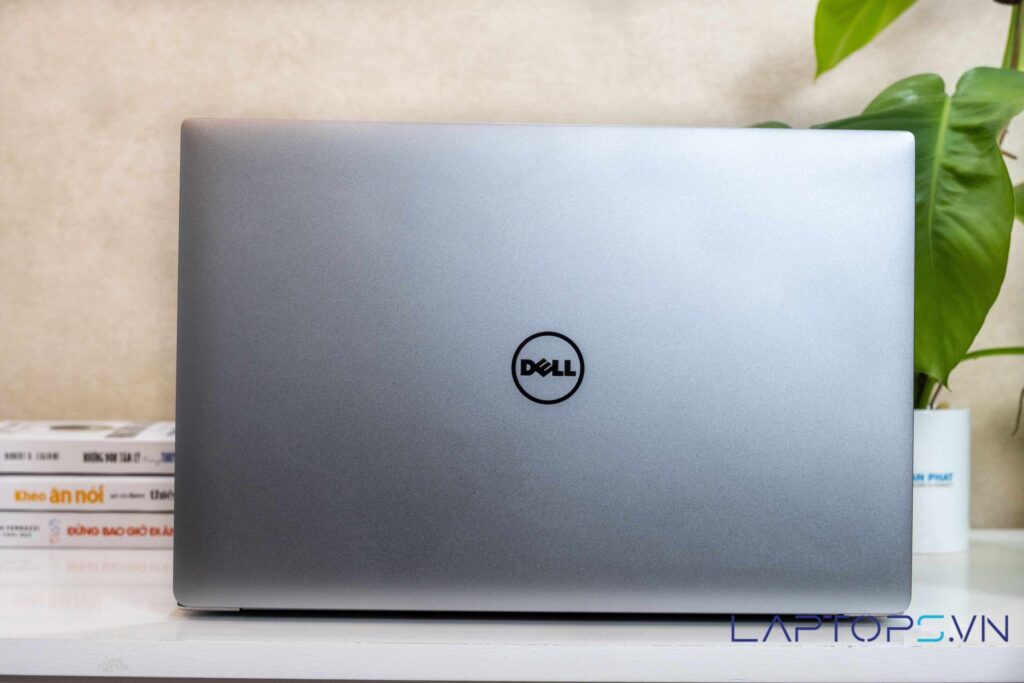 Laptop Dell XPS 15 kết hợp hoàn hảo hiệu năng và thiết kế