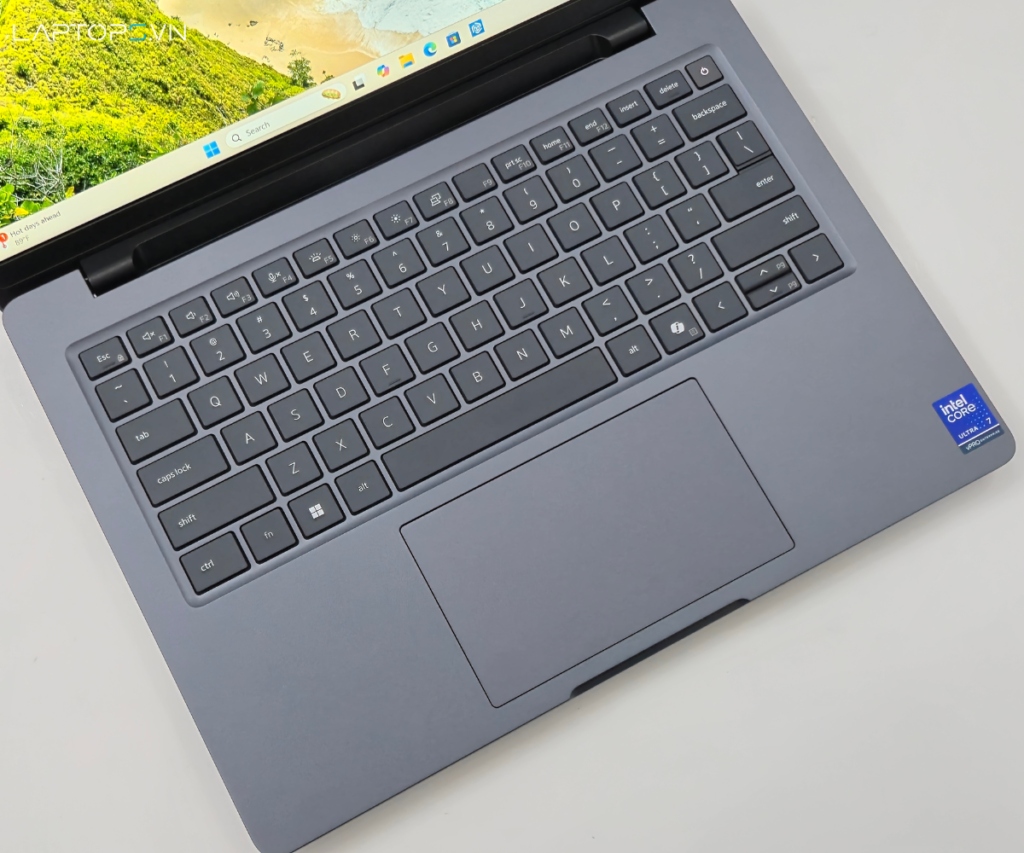 Bàn phím & TouchPad chuyên nghiệp: Tối ưu trải nghiệm