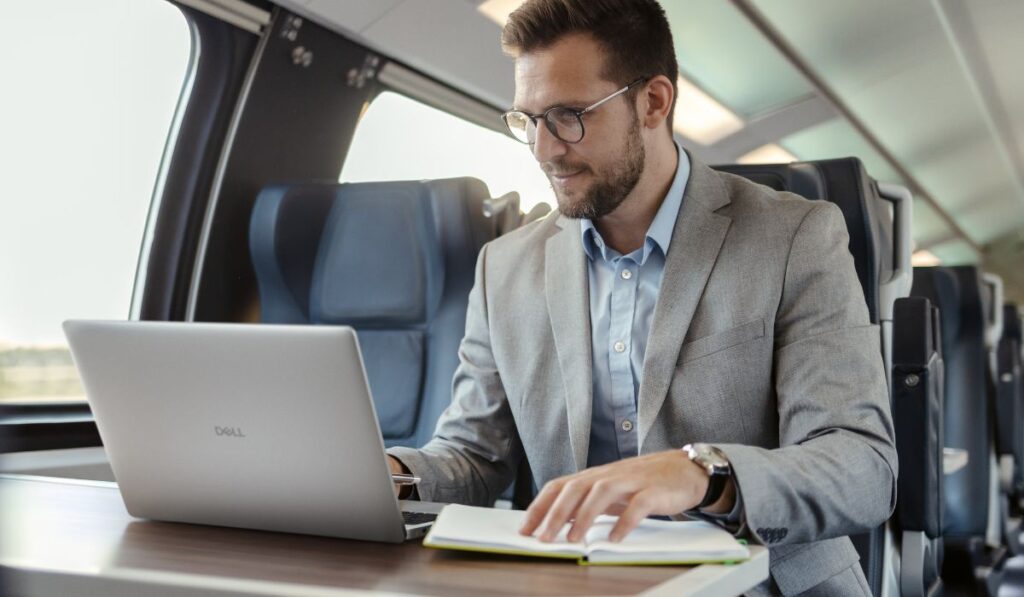 Dell Pro 16 PC16255 16 inch (2025) 15 Giới thiệu Dell Pro 16 PC16255 (2025)