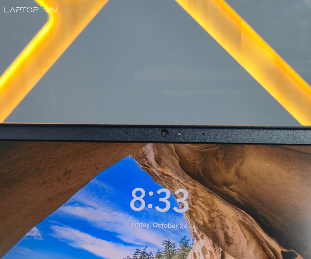 Dell Alienware 16 Aurora AC16250 17 Màn Hình Gaming Đắm Chìm & Sống Động