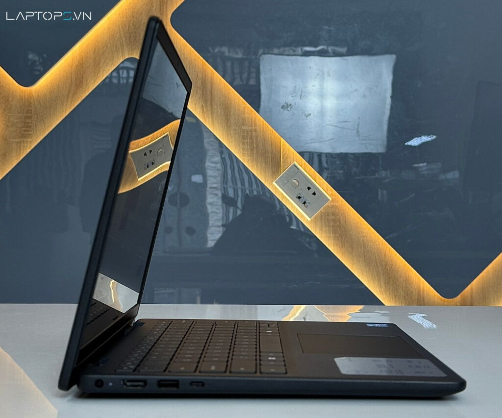 Dell Inspiron 5440 13 Cổng Kết Nối Đa Dạng, Linh Hoạt Cho Mọi Nhu Cầu