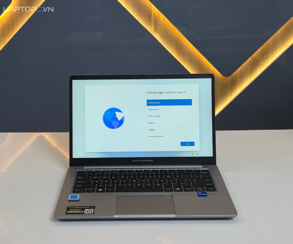 Thiết Kế Gọn Nhẹ, Bền Bỉ Chuẩn Quân Đội