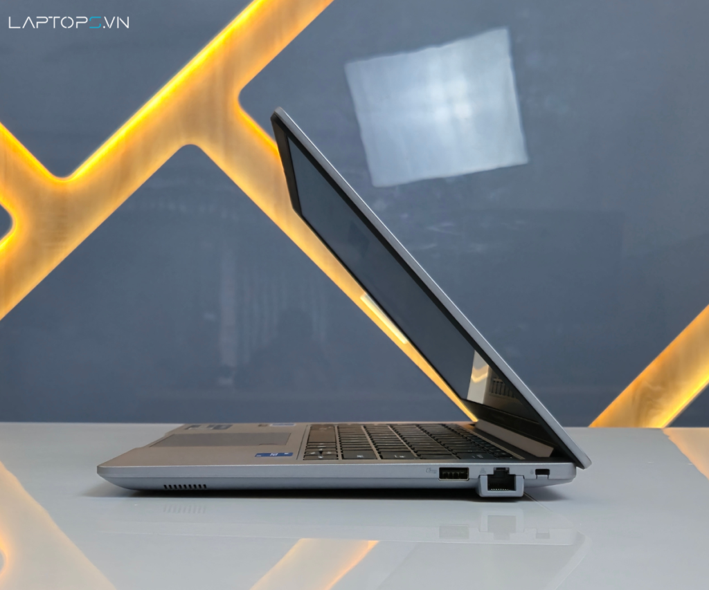 Công Nghệ Hiện Đại & Bảo Mật Toàn Diện