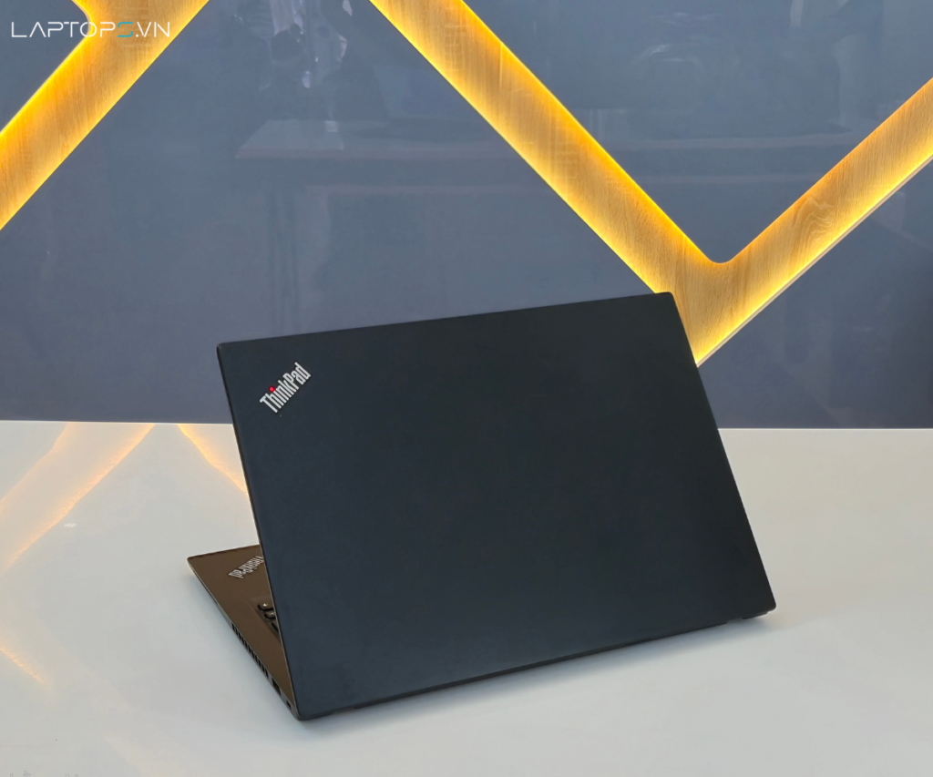 Lenovo ThinkPad T490S 11 Thiết Kế Đẳng Cấp, Bền Bỉ Chuẩn Quân Đội