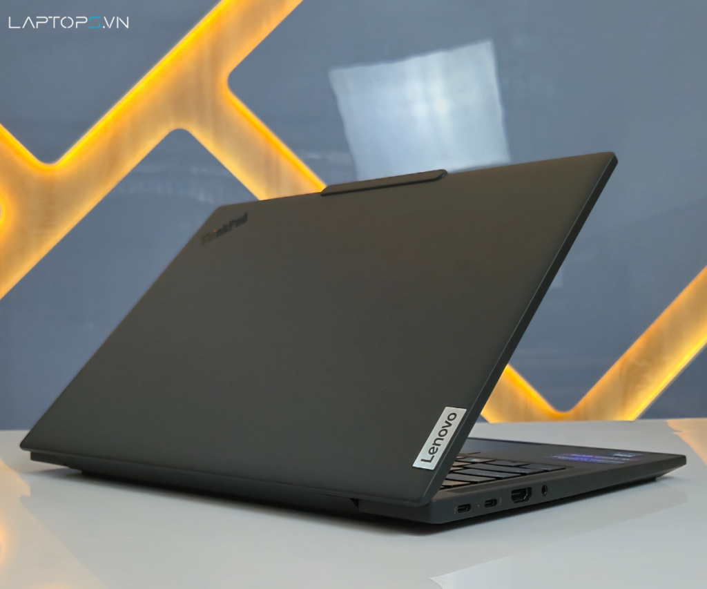 Lenovo ThinkPad T14s Gen 6 21R10003VA 16 Bộ Nhớ RAM & SSD Dung Lượng Khổng Lồ