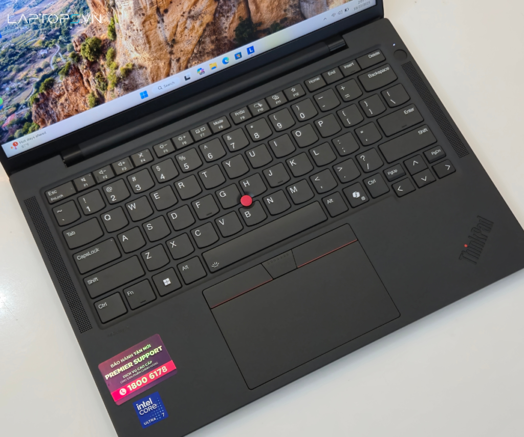 Lenovo ThinkPad T14s Gen 6 21R10003VA 18 Màn Hình 14 Inch WUXGA Hiển Thị Sắc Nét