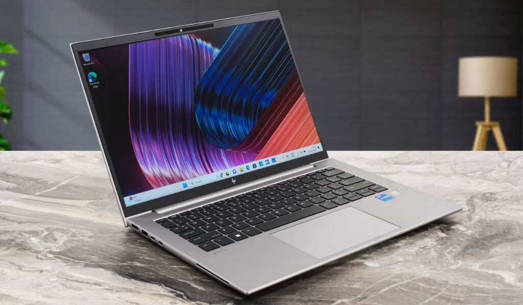 HP ZBook Firefly 14 G10 10 Thiết Kế Tinh Tế, Bền Bỉ Đạt Chuẩn Quân Đội