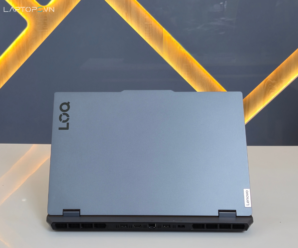 Laptop Lenovo Gaming LOQ 15IAX9 - 83GS000JVN 13 Tản Nhiệt Mát Mẻ, Ổn Định Nhờ Thiết Kế AI Độc Đáo