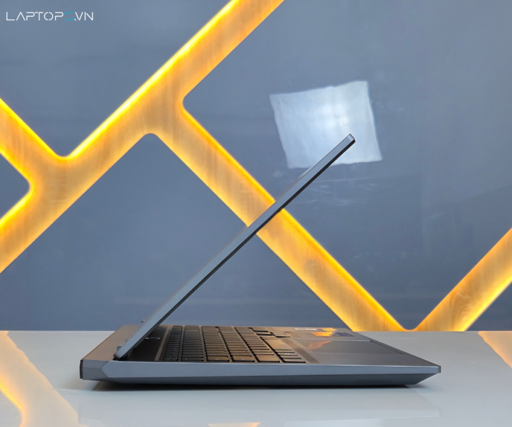 Laptop Lenovo Gaming LOQ 15IAX9 - 83GS000JVN 19 Tính Năng AI Thông Minh