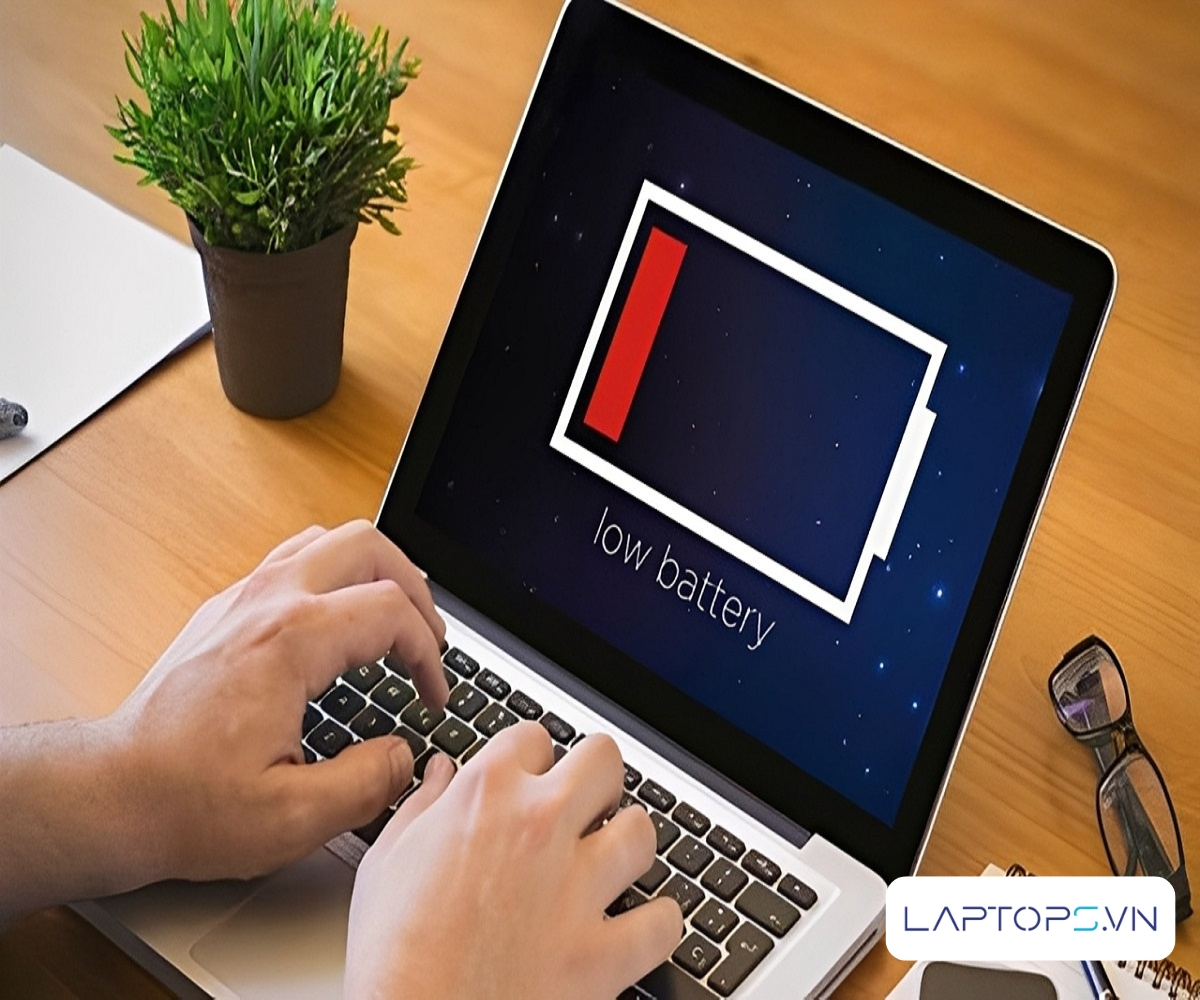 17 cách sửa lỗi bàn phím laptop bị nhảy chữ hiệu quả 40 Bàn phím laptop bị nhảy chữ do pin yếu