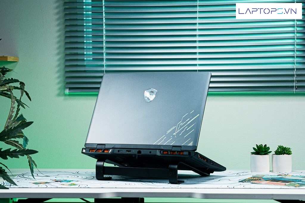 Laptop gaming MSI Crosshair 16 HX AI D2XWFKG 036VN 9 Sức mạnh AI tối thượng với Intel Core Ultra 7 255HX