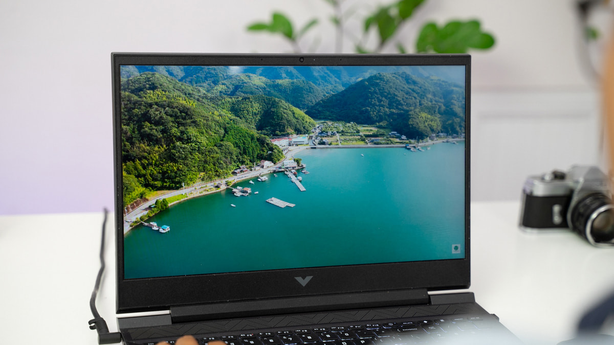 HP Victus 15 Hay Victus 16: Khác Nhau Điểm Gì? 17 HP Victus đẩy FPS trong game nặng cao hơn từ 10% - 18% so với phiên bản Victus 15 cùng mã card