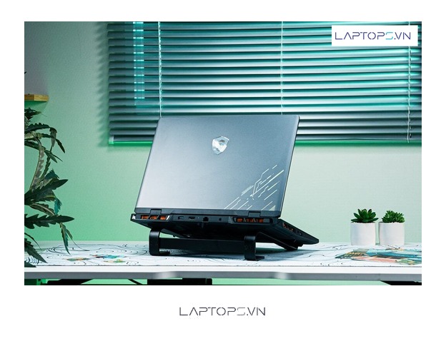 Laptop MSI Crosshair 16 HX D14VGG Intel Core i9-14900HX RTX 4070 240Hz - LaptopS.vn
